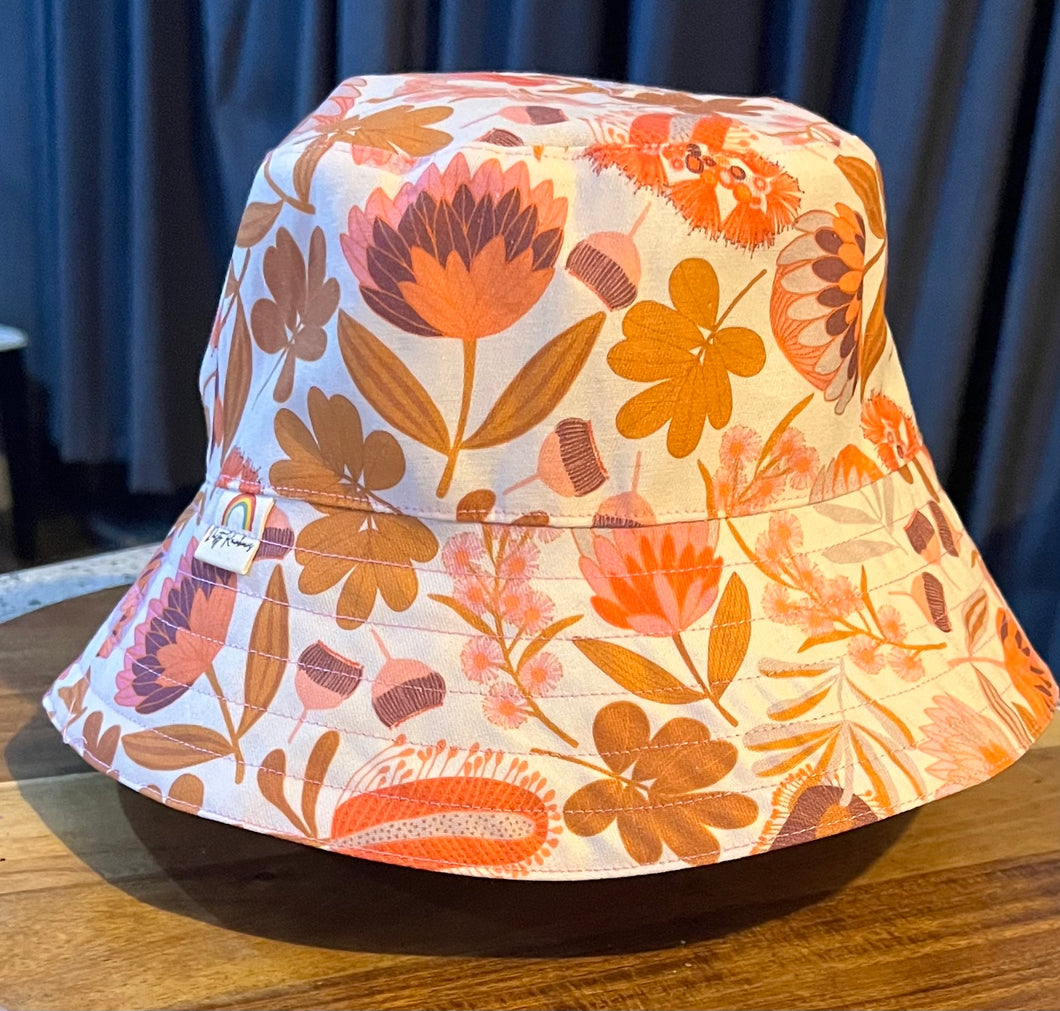 Reversible Bucket Hat L