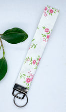 Load image into Gallery viewer, White little pink flowers
